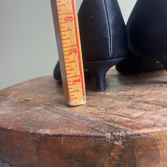 Nina New York Textile Pointed Toe Kitten Heel Shoe BLACK Rhinestones Size 8M - Picture 6 of 11